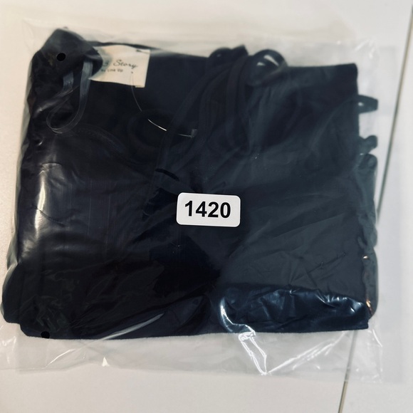 Line Up Tie Should Top Black SZ MEDIUM NWT - Picture 11 of 11